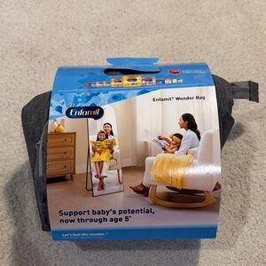 Enfamil Wonder Bag in Gray